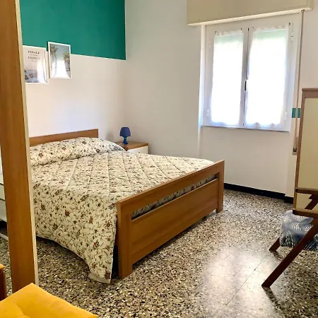 Sotto Il Sole Di Spotorno * سبوتورنو